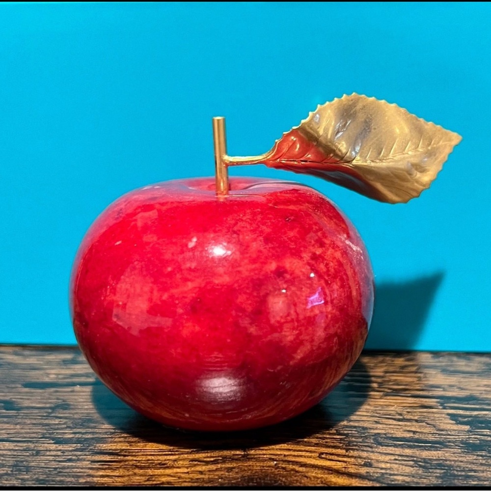 Vintage Apple Paper Weight by  Ducceschi